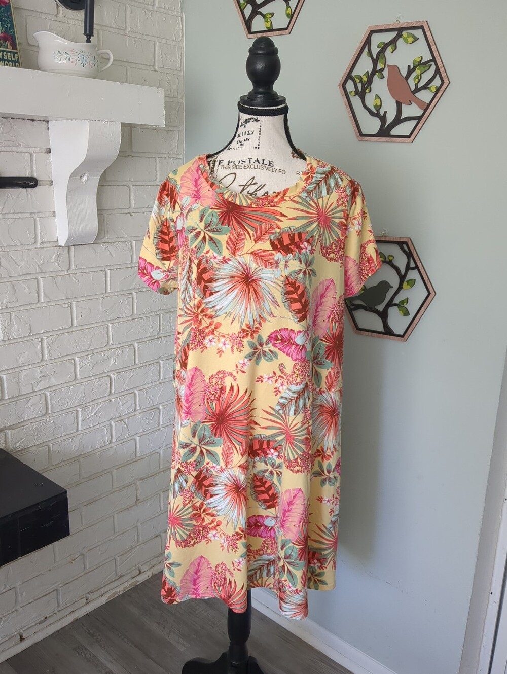 **3/$10** Thyme & Honey Dress Size 1X